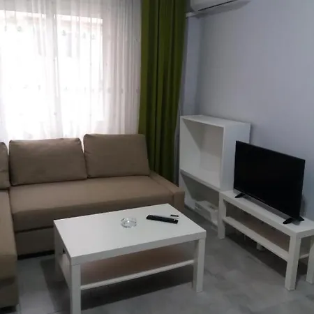 Apartment Center & Cozy *